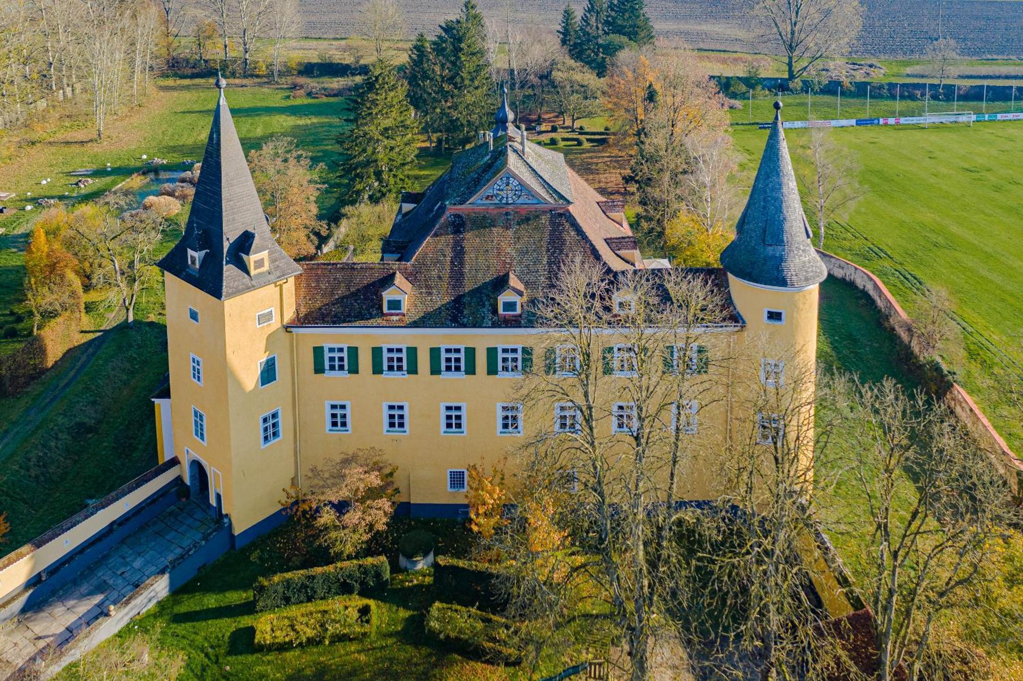 פלדקירשן אן דר דונאו Schloss Muehldorf מראה חיצוני תמונה
