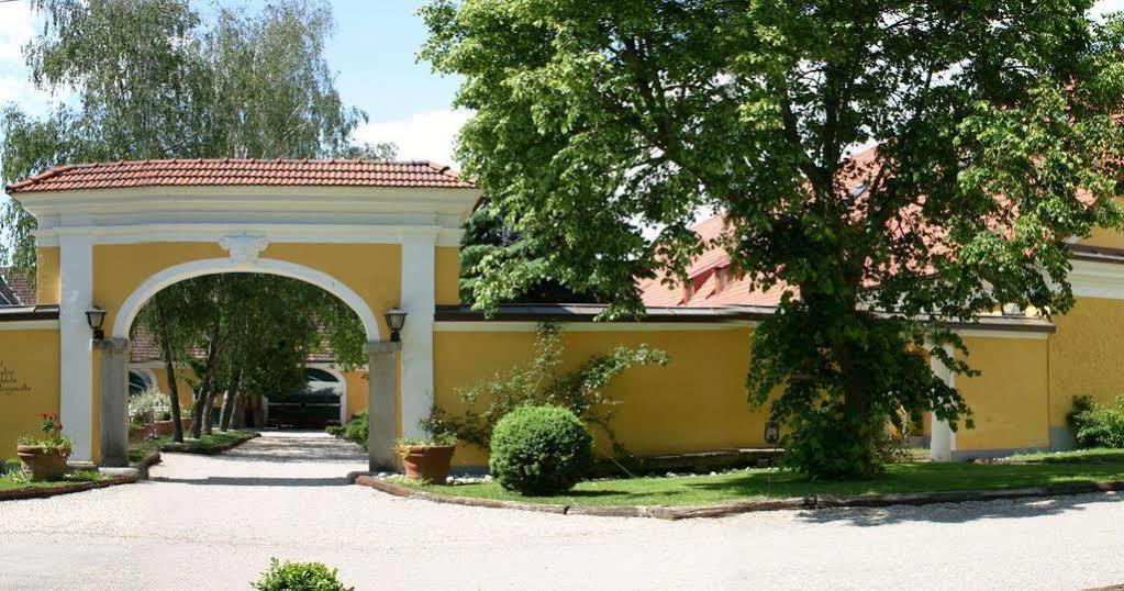 פלדקירשן אן דר דונאו Schloss Muehldorf מראה חיצוני תמונה